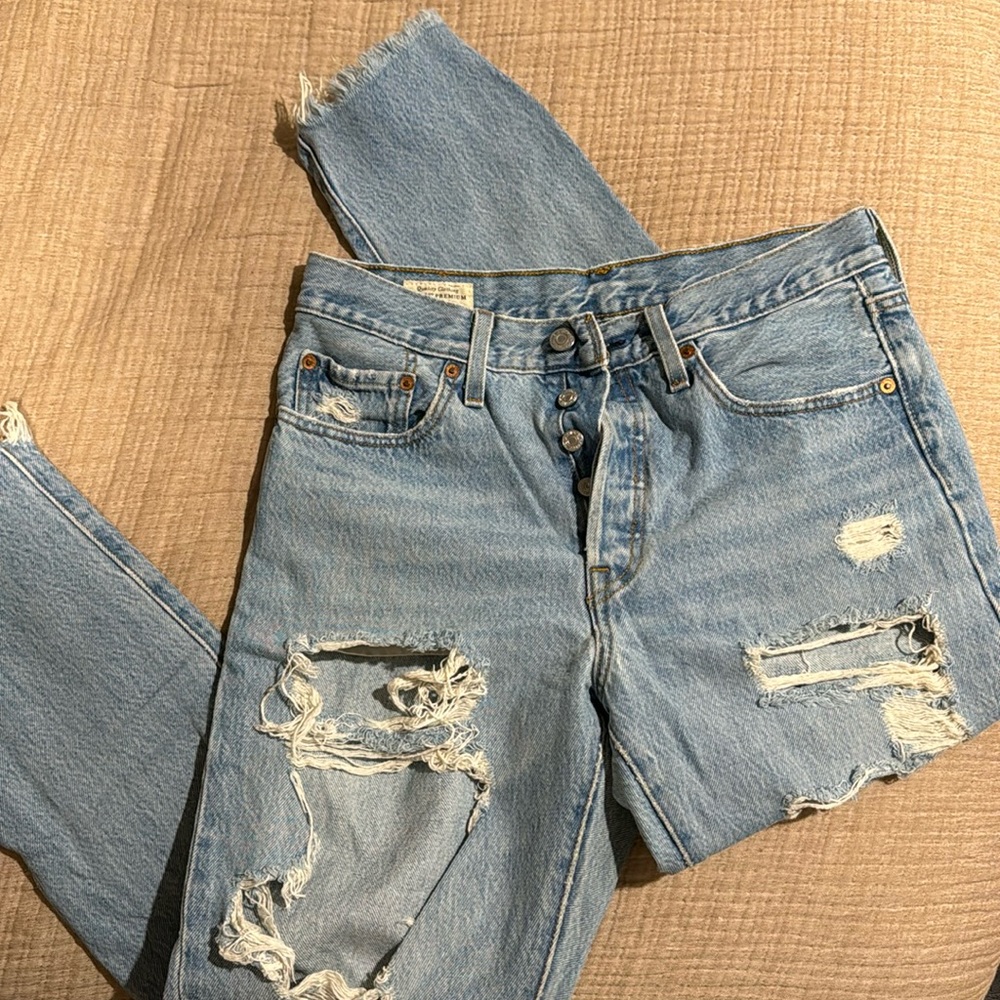 Levi’s Distressed Jeans